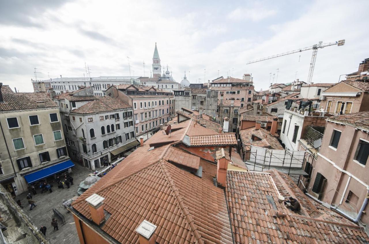 Residenza Tiziana Venezia Apartment ภายนอก รูปภาพ